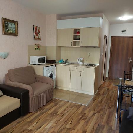 Святой Влас, Комплекс Sea Breeze Sveti Vlas Kamer foto
